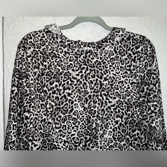 Chaps Classic Women's Animal Print Blouse - Black and White - Picture 7 of 8